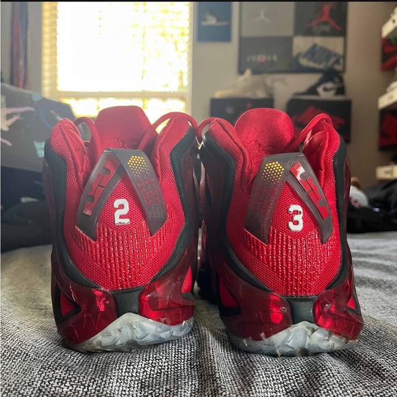 Lebron 12 Elite - Picture 4 of 7